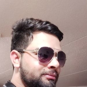 Meet your Posher, Davinder